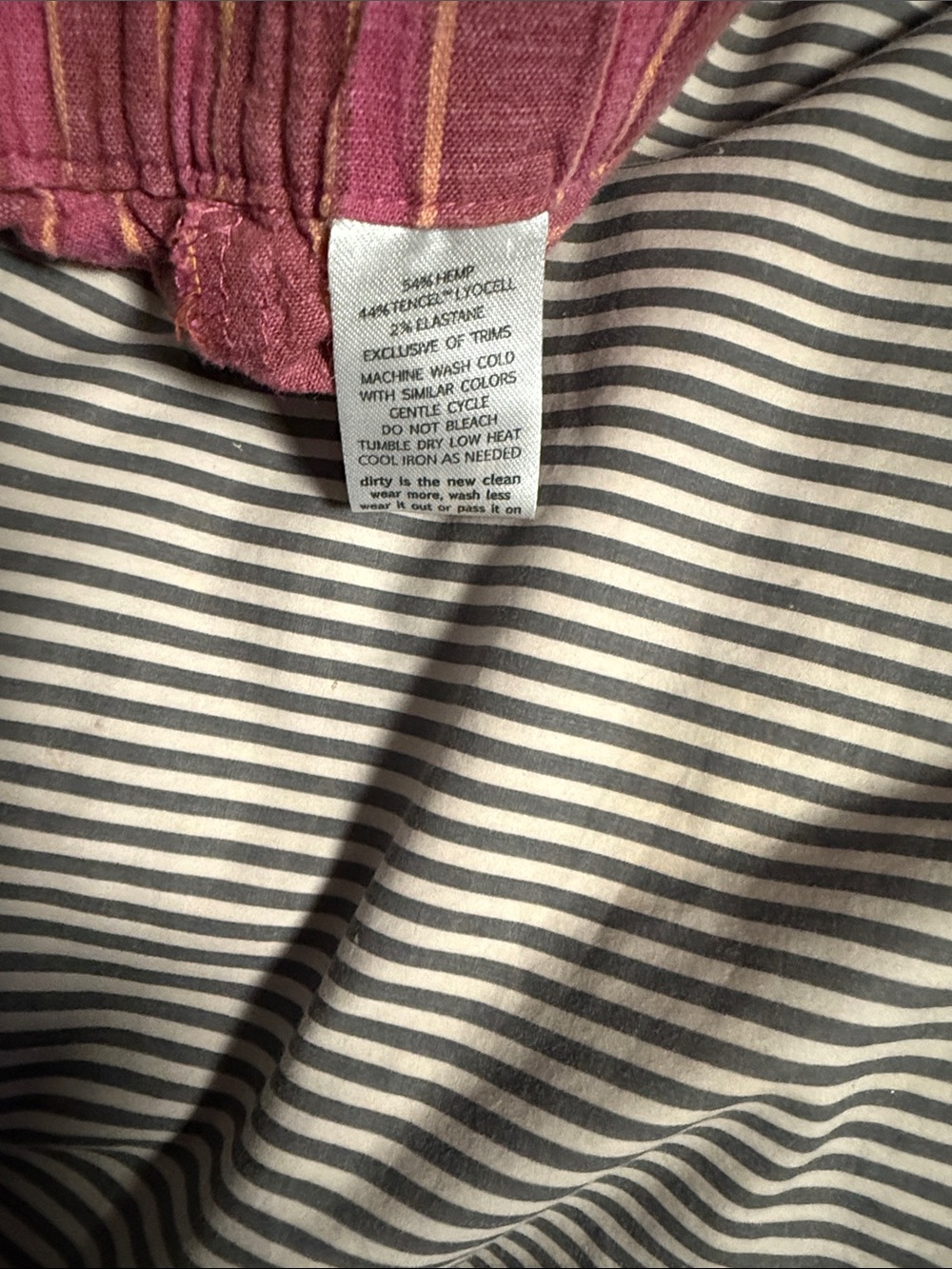 Women’s toad & co size medium shorts - Picture 4 of 4